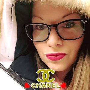 Meet your Posher, Christine